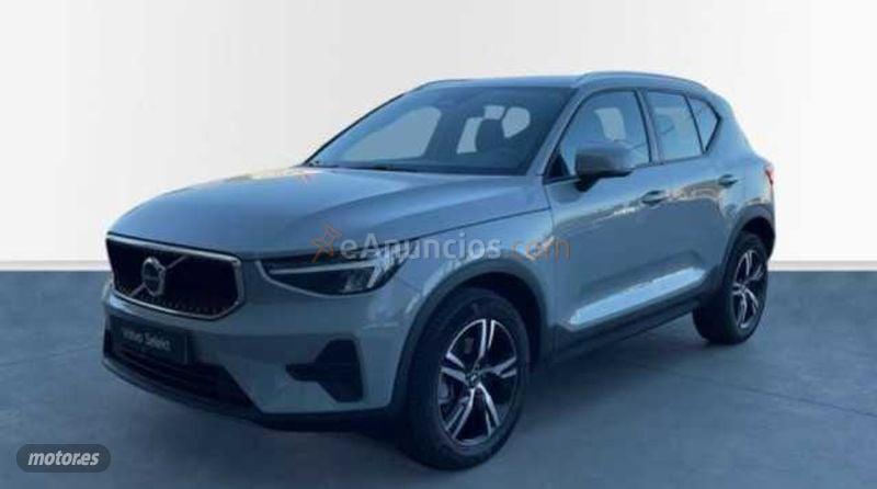 Volvo XC40 XC40 CORE B3G MYLD HYB de 2025 con 7.827 Km por 34.490 EUR. en Sevilla