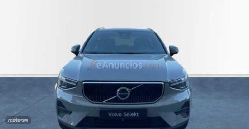 Volvo XC40 XC40 CORE B3G MYLD HYB de 2025 con 7.827 Km por 34.490 EUR. en Sevilla