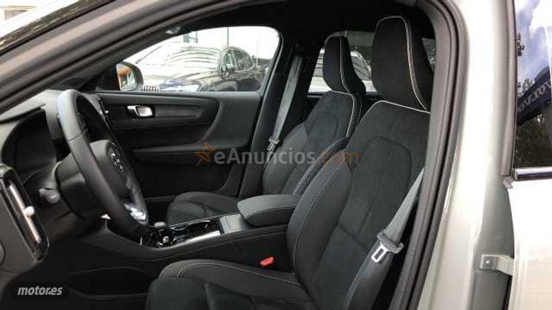 Volvo XC40 BEV RECHARGE PLUS, TWIN, ELECTRICO 5P de 2025 con 24.851 Km por 39.995 EUR. en Valladolid