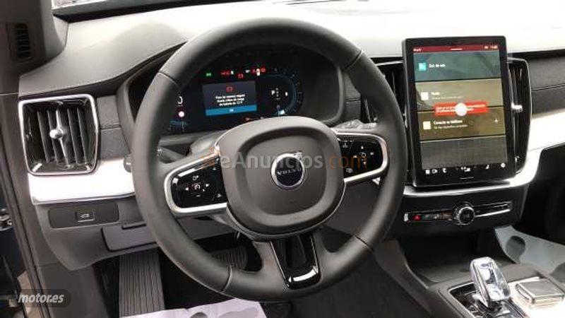 Volvo XC 90 2.0 B5 P MHEV PLUS BRIGHT AWD AUTO 250 5P 7 Plazas de 2025 con 363 Km por 69.995 EUR. en Valladolid