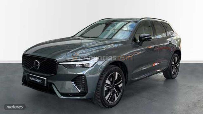 Volvo XC 60 PLUS DARK B5 GASOLINA de 2025 con 15.500 Km por 49.900 EUR. en Barcelona