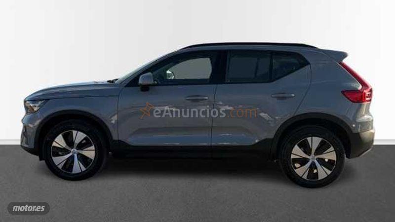Volvo XC40 2.0 B3 MHEV ESSENTIAL DCT 163 5P de 2026 con 3.500 Km por 36.995 EUR. en Valladolid