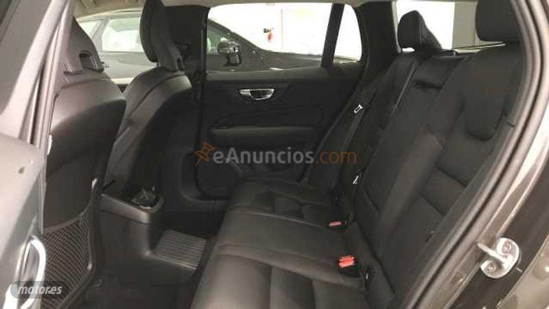 Volvo V 60 2.0 T6 RECHARGE CORE AUTO 4WD 350 5P de 2025 con 24.903 Km por 40.990 EUR. en Ourense