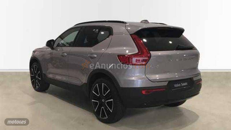Volvo XC40 2.0 B3 MHEV PLUS DARK DCT 163 5P de 2025 con 17.116 Km por 41.990 EUR. en Ourense