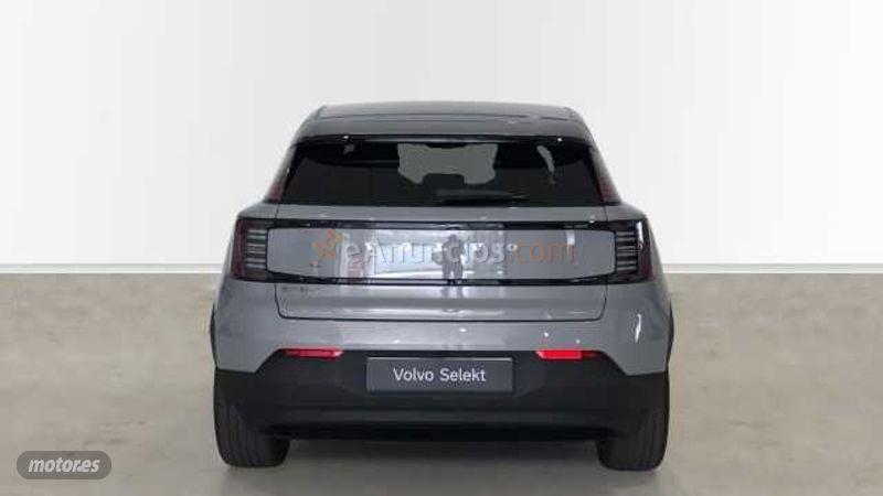 Volvo EX30 EX30 PLUS SINGLE MOTOR EXTENDED RANGE ELECT de 2024 con 5.089 Km por 32.990 EUR. en Ourense