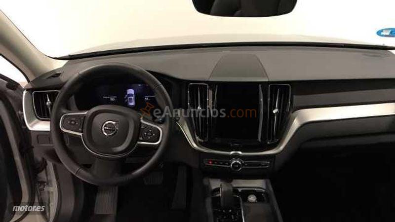 Volvo XC 60 2.0 T6 RECHARGE CORE AUTO 4WD 350 5P de 2025 con 21.250 Km por 48.990 EUR. en Ourense