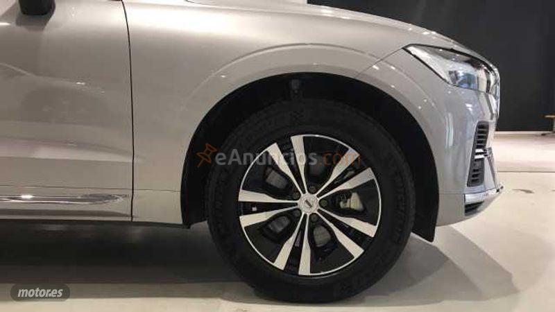 Volvo XC 60 2.0 T6 RECHARGE CORE AUTO 4WD 350 5P de 2025 con 21.250 Km por 48.990 EUR. en Ourense