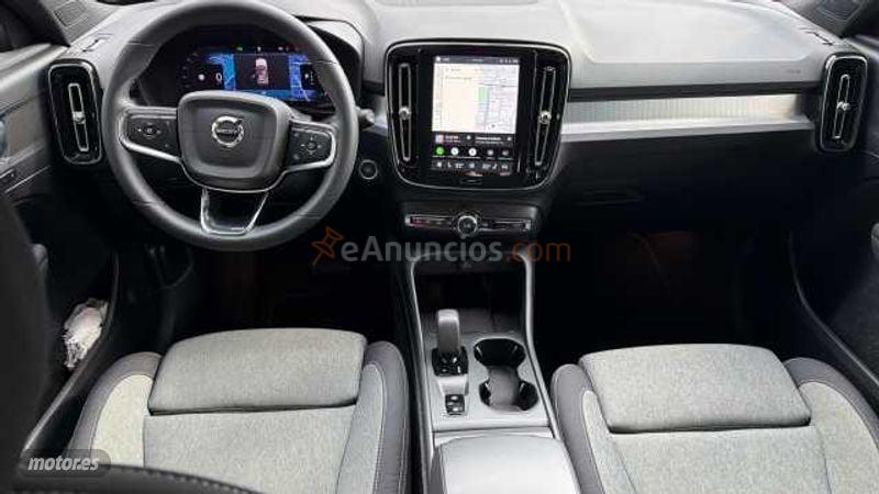 Volvo XC40 Core, B4, Gasolina de 2024 con 27.500 Km por 29.500 EUR. en Barcelona
