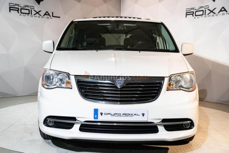Lancia Voyager 2.8 CRD 163 CV Gold Plus ESPECTACULAR UNIDAD