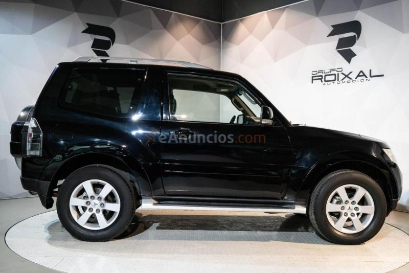 Mitsubishi Montero 3p 3.2 DI-D Invite IVA DEDUCIBLE