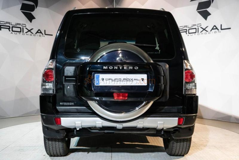 Mitsubishi Montero 3p 3.2 DI-D Invite IVA DEDUCIBLE