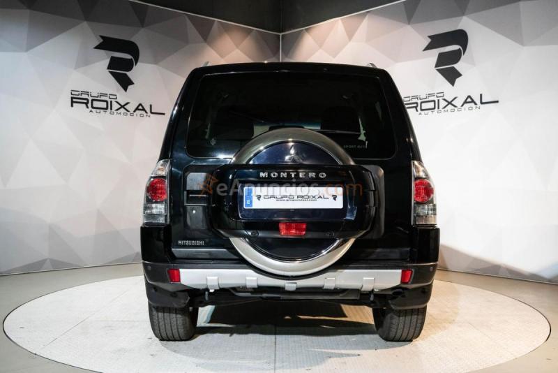 Mitsubishi Montero 3p 3.2 DI-D Invite IVA DEDUCIBLE