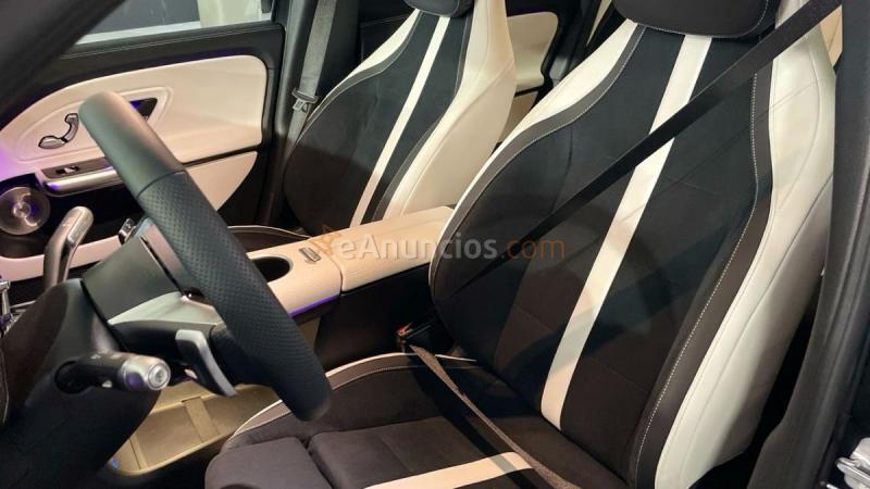 Mercedes GLB GLB 250+