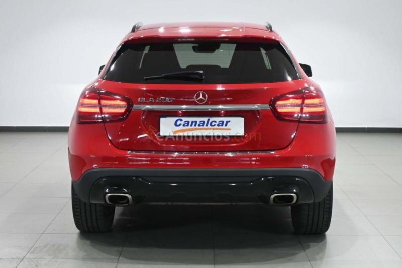 Mercedes GLA GLA 200 7G-DCT 