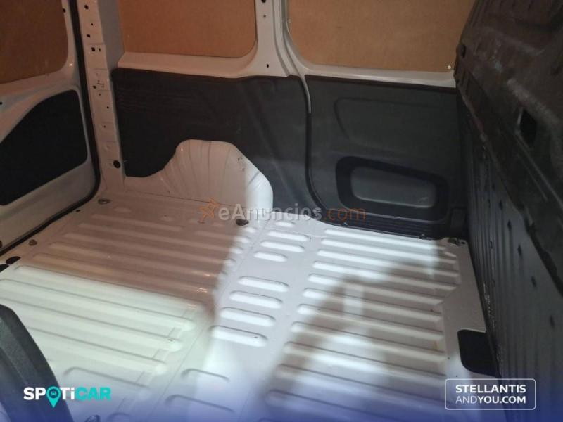 Peugeot Partner  Standard 600kg BlueHDi 73kW -