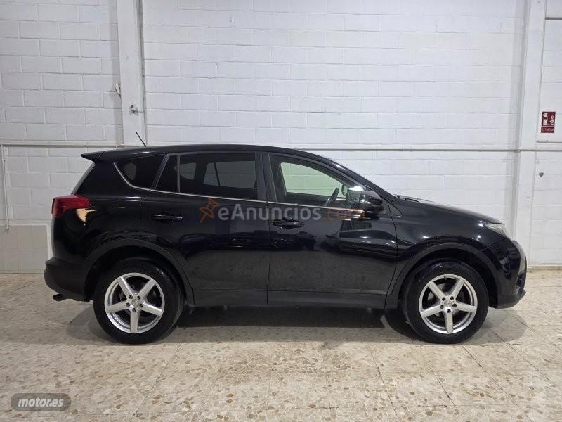 Toyota RAV 4 D4d 150 cv 4x4 de 2014 con 198.900 Km por 14.500 EUR. en Sevilla
