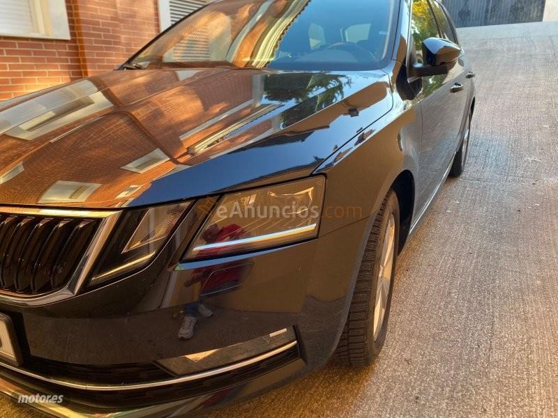 Skoda Octavia Combi, Style Business de 2019 con 147.000 Km por 13.000 EUR. en Alicante