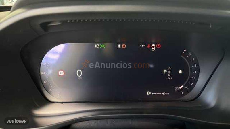 Volvo XC40 Essential, B3 Mild hybrid, Gasolina de 2025 con 6.372 Km por 34.995 EUR. en Valladolid