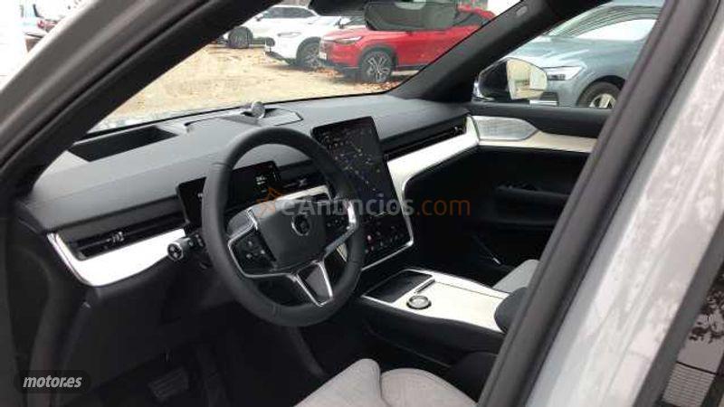 Volvo EX90 BEV 111KWH RECHARGE TWIN ULTRA AWD 408 5P 7 Plazas de 2025 con 7.500 Km por 87.995 EUR. en Valladolid