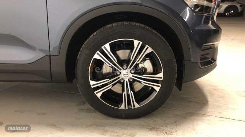 Volvo XC40 1.5 T5 RECHARGE INSCRIPTION DCT 262 5P de 2021 con 72.578 Km por 33.995 EUR. en Valladolid