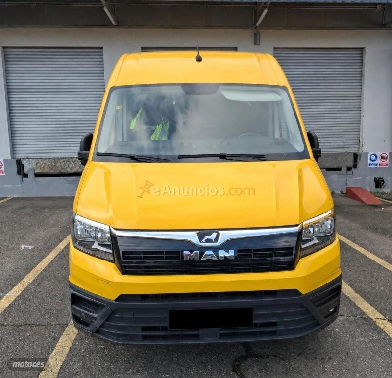 Volkswagen Transporter TGE 3.180 de 2022 con 170.000 Km por 20.000 EUR. en Ourense