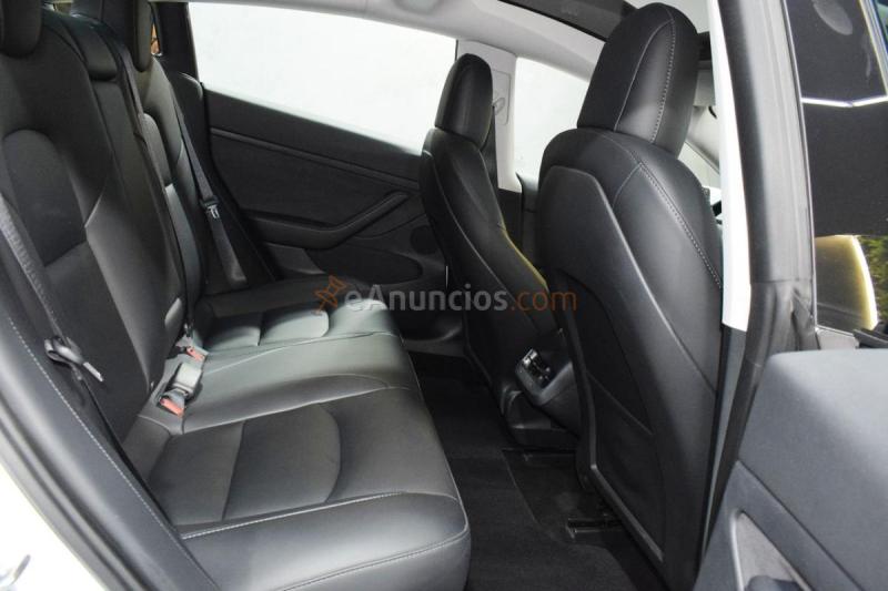 Tesla Model 3 GRAN AUTONOMIA 4WD