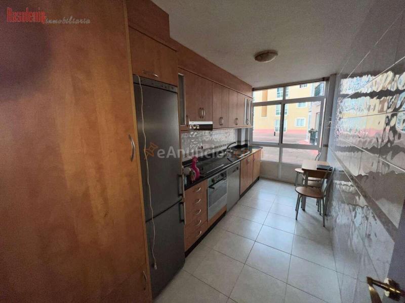 Vivienda en venta en Pontedeume – 3 dormitorios, 2 baños y garaje