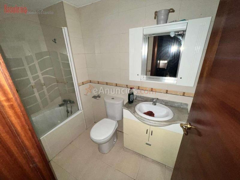 Vivienda en venta en Pontedeume – 3 dormitorios, 2 baños y garaje