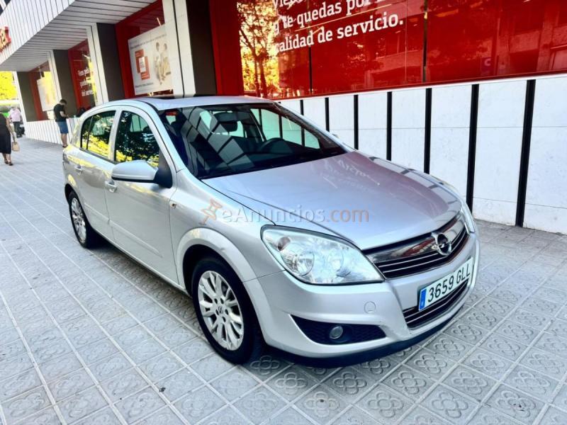 Opel Astra 1.7 CDTi 110 CV Enjoy
