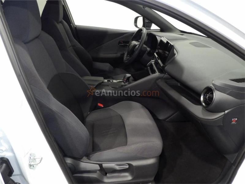 Toyota C-HR 1.8 Advance Hybrid 140