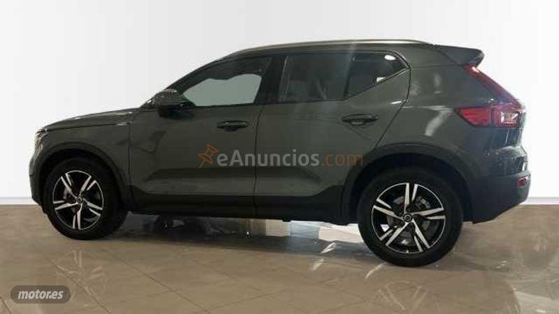 Volvo XC40 XC40 Core, B3, Gasolina de 2026 con 15.293 Km por 35.900 EUR. en Barcelona