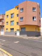 Oportunidad de inversión: piso de 87 m con 3 dormitorios, 2 baño y terraza, actualmente alquilado. Ideal para inversores.
